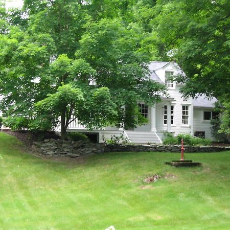 B&B On Seven Acres With Private Bed & Bath Clinton Corners ภายนอก รูปภาพ